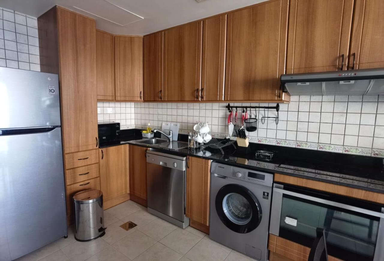 Serenity 3Br Palm View In Marina Apartment Dubai Luaran gambar