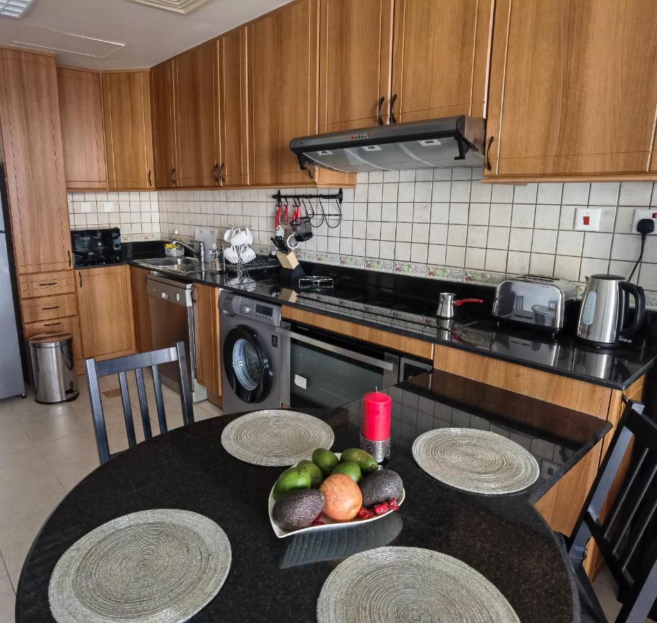 Serenity 3Br Palm View In Marina Apartment Dubai Luaran gambar